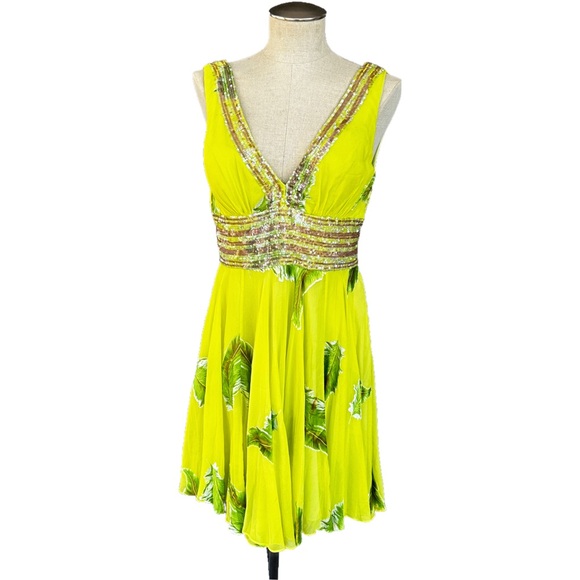 Basix II Dresses & Skirts - Basix II 100% Silk Beaded Sequins Sleeveless V-Neck Mini Lined Dress Lime US12 L